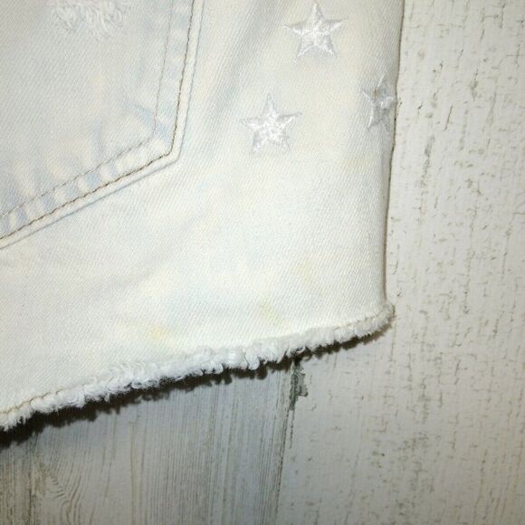 YMI Size 9 Stars And Stripes Cuttoff Shorts - Picture 5 of 7
